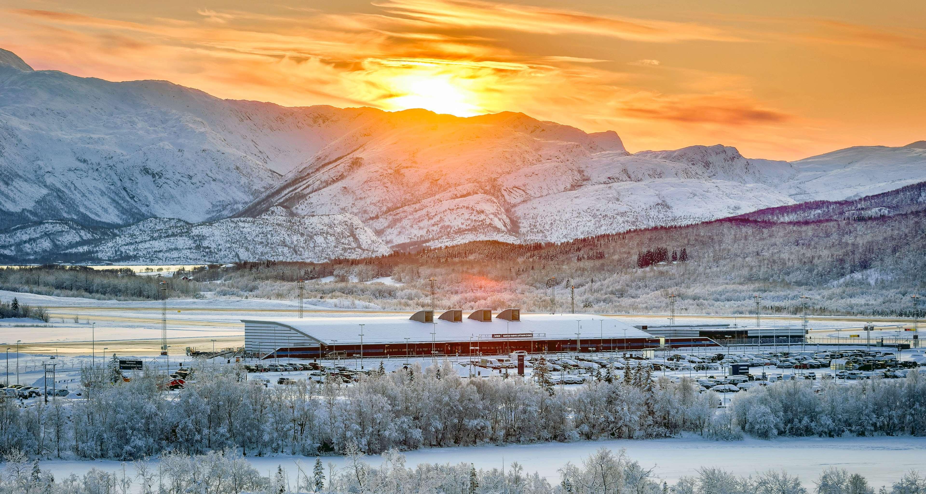 Aiden By Best Western Harstad Narvik Airport Evenesmarkja Eksteriør bilde